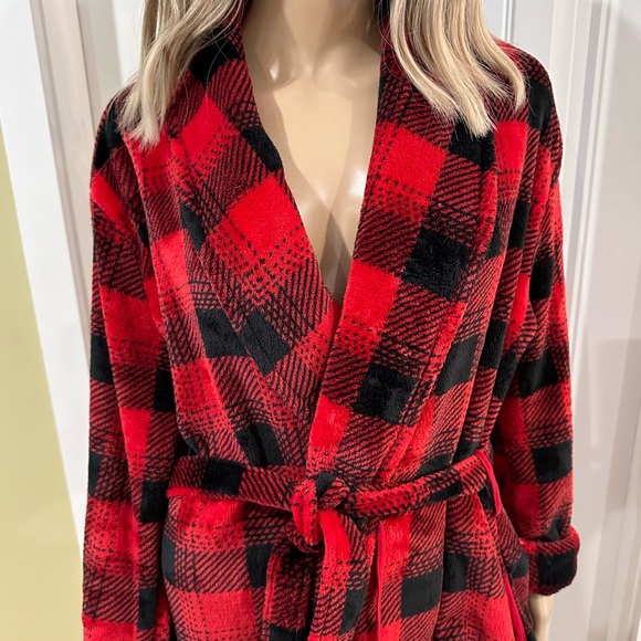 La Senza Buffalo Plaid Red And Black Plush Robe Size L/XL - Picture 10 of 10
